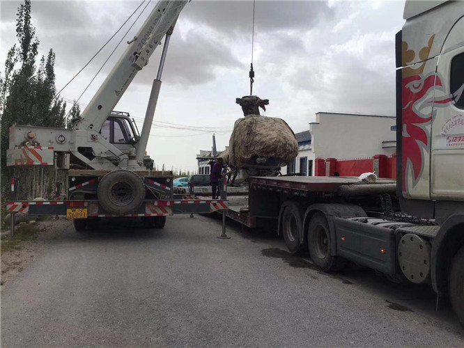 凌河区狭窄场地（如小区、车间）适合用哪种吊车？