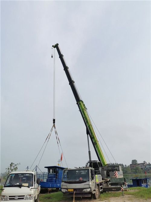 凌河区桥梁建设吊装案例